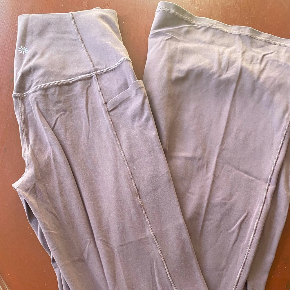Athleta XS flare legging with side pockets